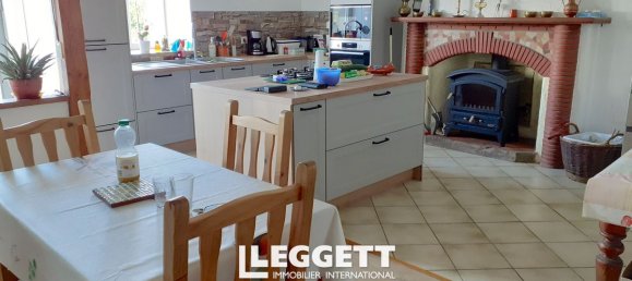 3 bedrooms House in Manche, France No. 357126 5