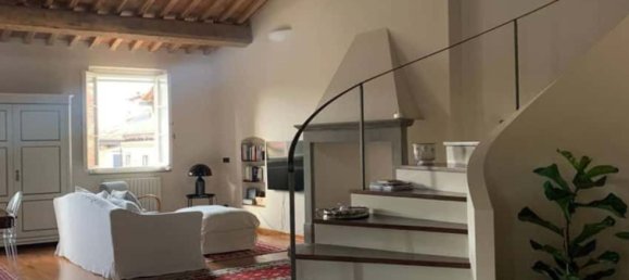 Ático de 3 habitaciónes en Lucca, Italy No. 51054 6