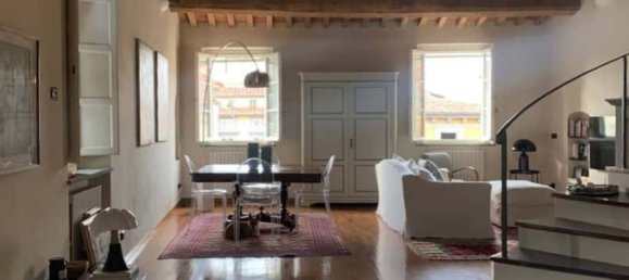 Ático de 3 habitaciónes en Lucca, Italy No. 51054 4