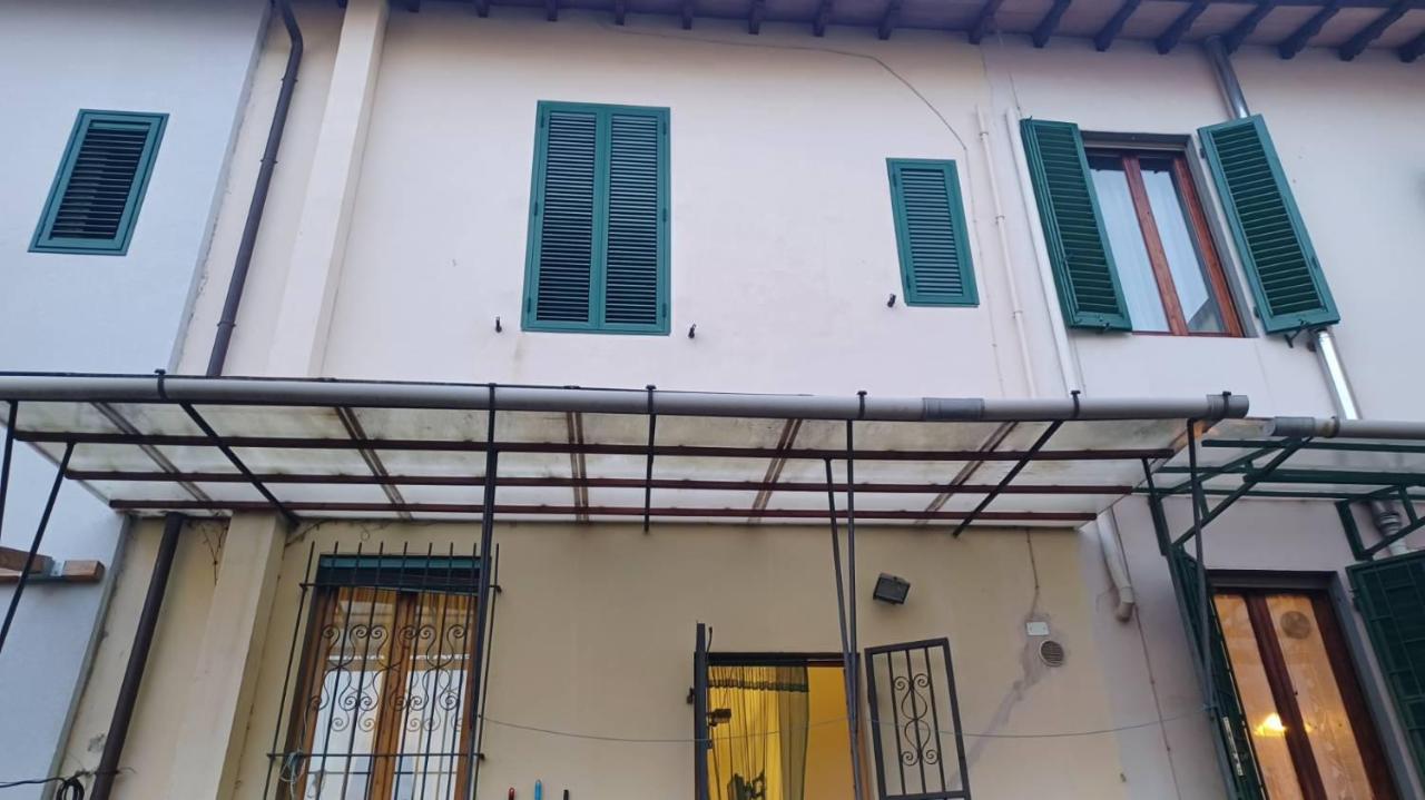 Casa de 3 divisões em Campi Bisenzio, Italy N.º 19277