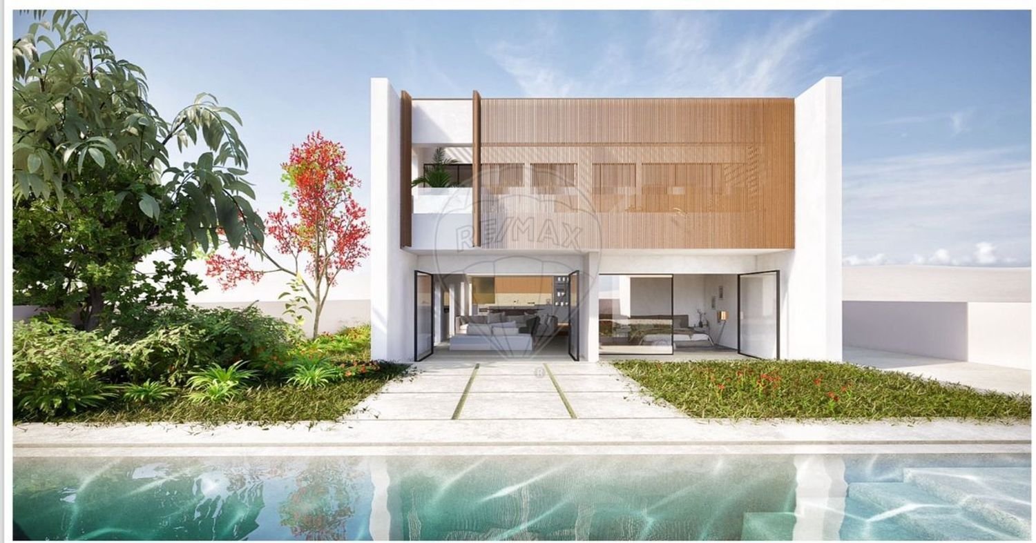 6 bedrooms House in Cascais, Portugal No. 183300