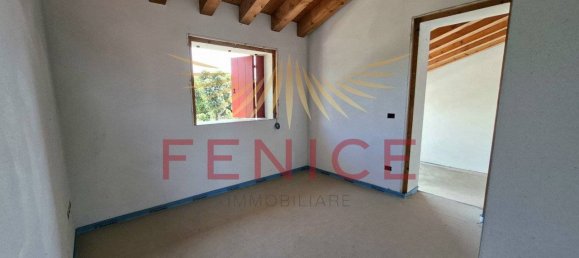 3 bedrooms Villa in Volpago del Montello, Italy No. 328412 7