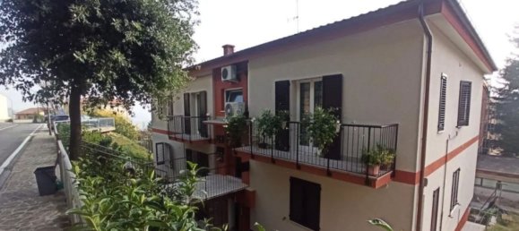 4 rooms Apartment in Offagna, Italy No. 94305 2