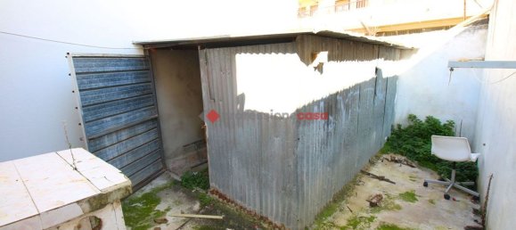 2-salle Appartement à Foggia, Italy No. 191273 7