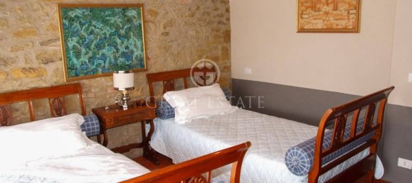 4 bedrooms House in Passignano sul Trasimeno, Italy No. 172566 23