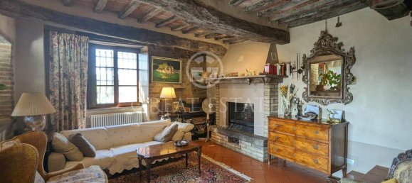 4 bedrooms House in Passignano sul Trasimeno, Italy No. 172566 8