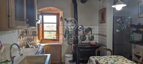 4 bedrooms House in Passignano sul Trasimeno, Italy No. 172566 11