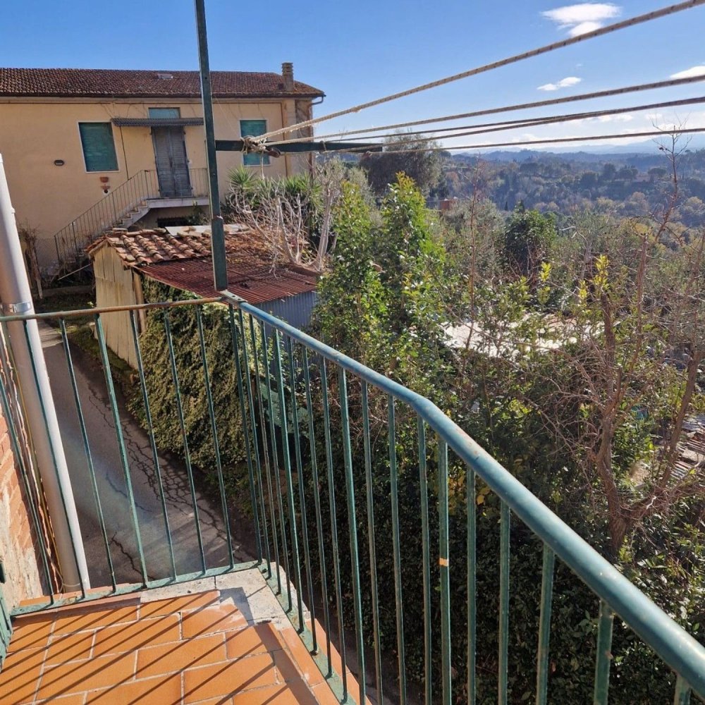 Apartamento de 5 habitaciónes en Palaia, Italy No. 276282