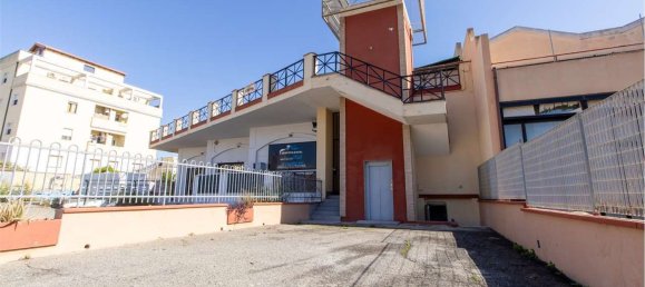 370m² Building in Cagliari, Italy No. 257981 5