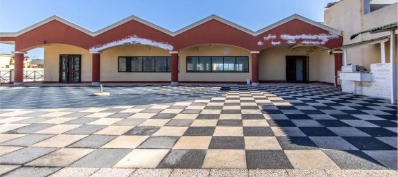 370m² Building in Cagliari, Italy No. 257981 16