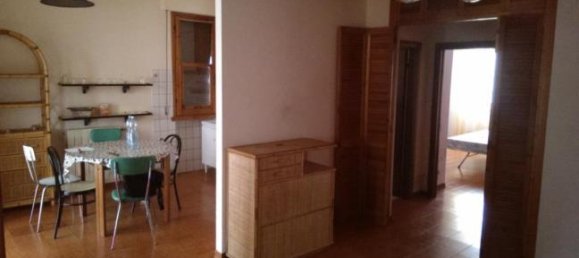 2 chambres Appartement à Campi Bisenzio, Italy No. 252573 4