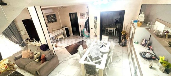 3 Schlafzimmer Villa in Ardea, Italy, Nr. 296297 13