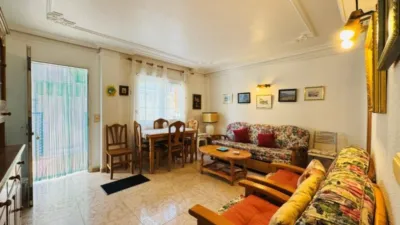 Dúplex de 3 dormitorios en Toledo, Spain No. 186807