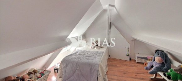 4 bedrooms House in Le Neubourg, France No. 360166 12