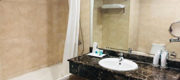 6503m² Building in Dubai, UAE No. 8944 7