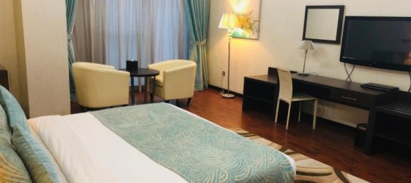 6503m² Building in Dubai, UAE No. 8944 9