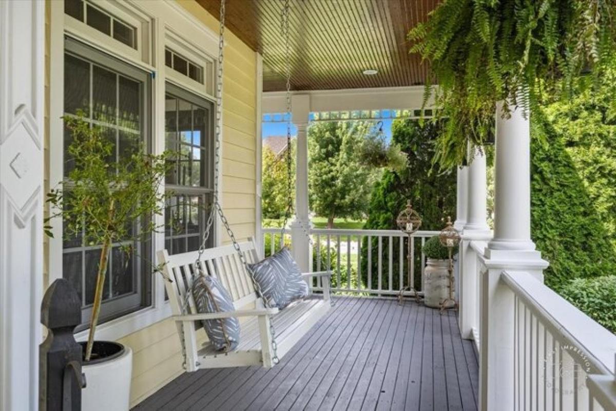 5 bedrooms House in Saint Charles, USA No. 372535