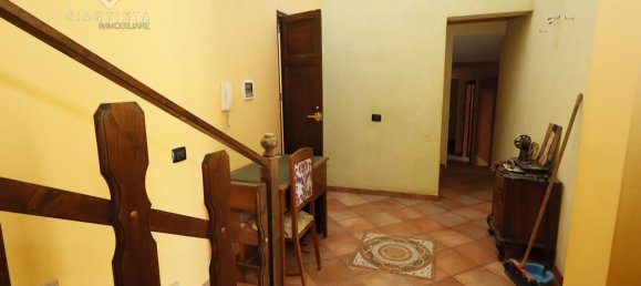 4 rooms House in Palagonia, Italy No. 232377 3