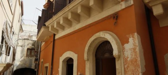 4 rooms House in Palagonia, Italy No. 232377 26