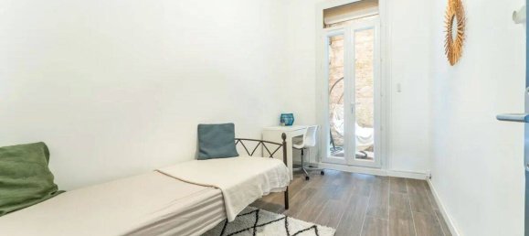 2 Schlafzimmer Wohnung in Marseille, France, Nr. 328000 4