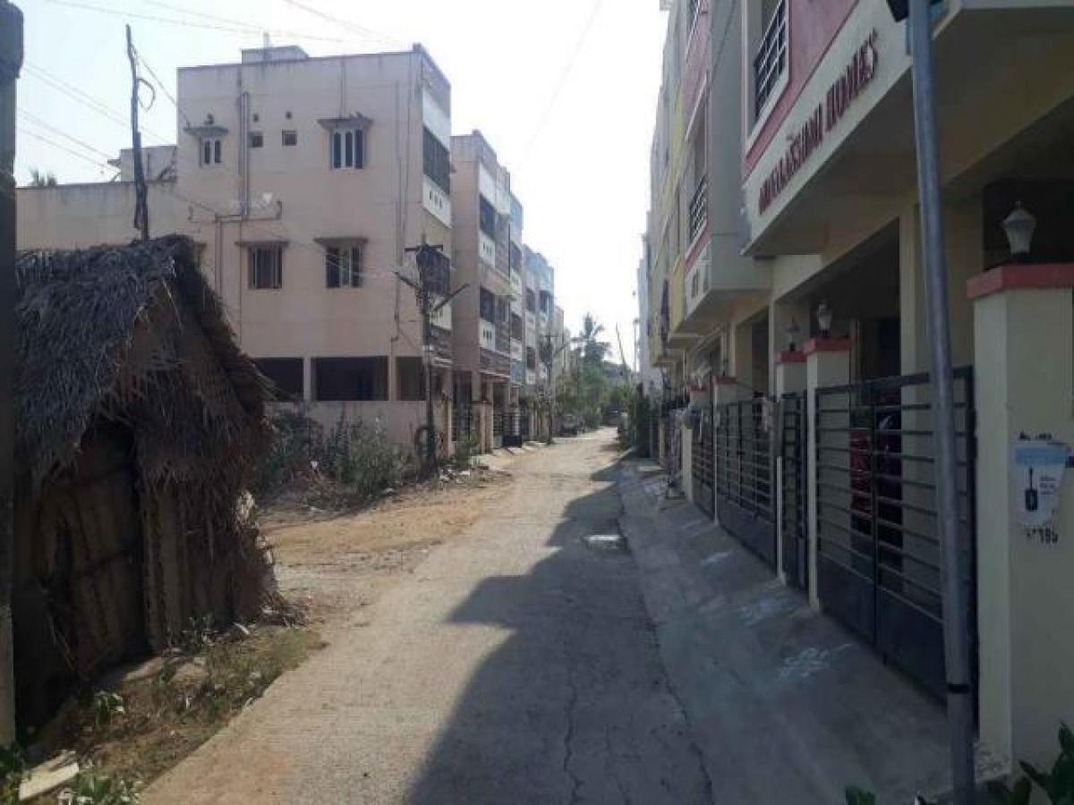 3 bedrooms House in Chennai, India No. 23856