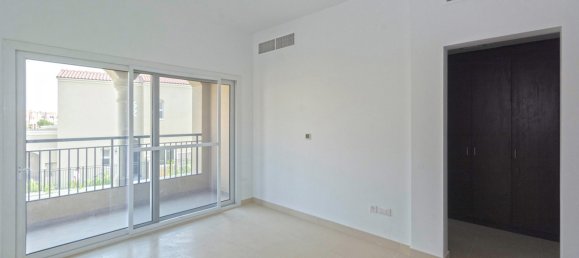 3 bedrooms Townhouse in Serena, UAE No. 458 12