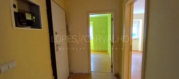 2 bedrooms Apartment in Amadora, Portugal No. 84043 5