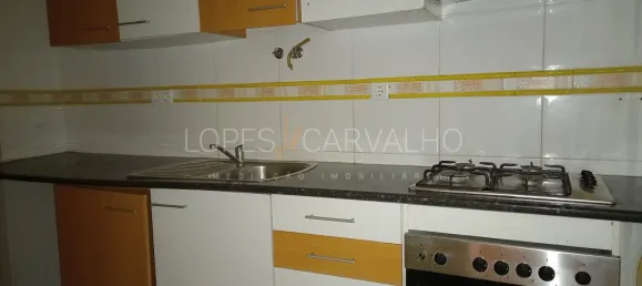 2 bedrooms Apartment in Amadora, Portugal No. 84043 18