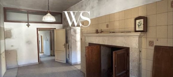 5 rooms Apartment in Todi, Italy No. 134023 16