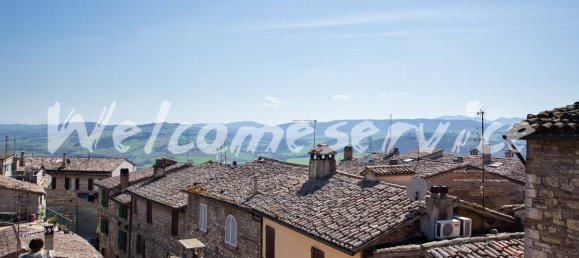5 rooms Apartment in Todi, Italy No. 134023 15