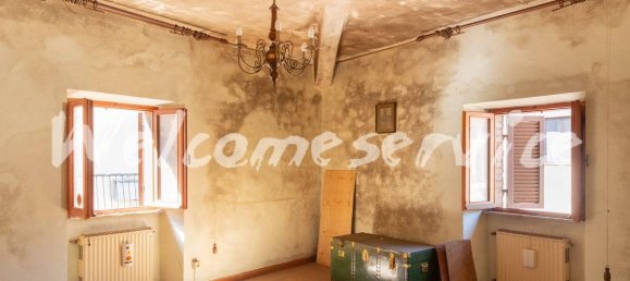 5 rooms Apartment in Todi, Italy No. 134023 11