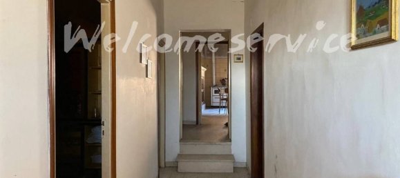 5 rooms Apartment in Todi, Italy No. 134023 7