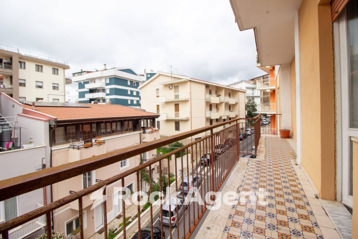 Квартира с 3 спальнями в Сассари, Италия № 290279