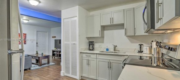 2 dormitorios villa en alquiler en Miami, Miami-Dade, Florida, USA № 615502 11