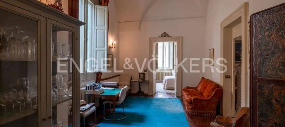 Квартира с 2 спальнями в Лечче, Италия № 129234 8