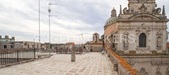 Квартира с 2 спальнями в Лечче, Италия № 129234 12