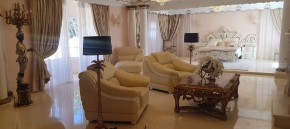 6 bedrooms Villa in Cadiz, Spain No. 84812 9