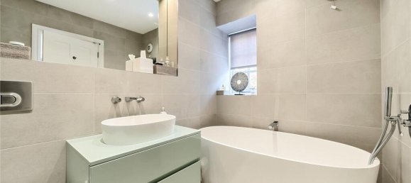 4 Schlafzimmer Haus in Totteridge, United Kingdom, Nr. 6680 9