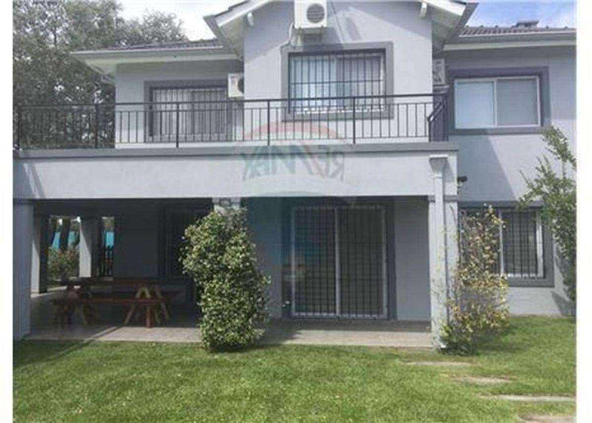 3 Schlafzimmer Haus in Pilar, Argentina, Nr. 72704