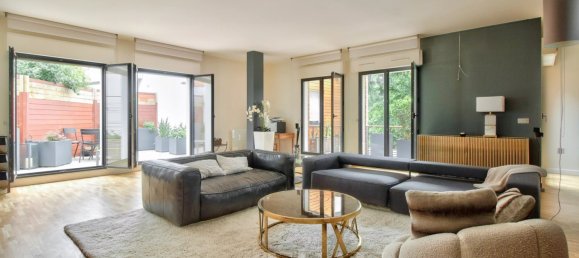 Квартира с 3 спальнями в Рюэй-Мальмезон, Франция № 175941 3