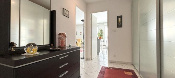 2 bedrooms Apartment in Saint-Louis, France No. 75340 2