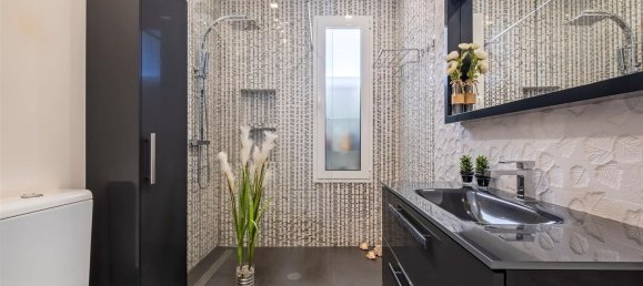 4 bedrooms House in Funchal, Portugal No. 133038 23