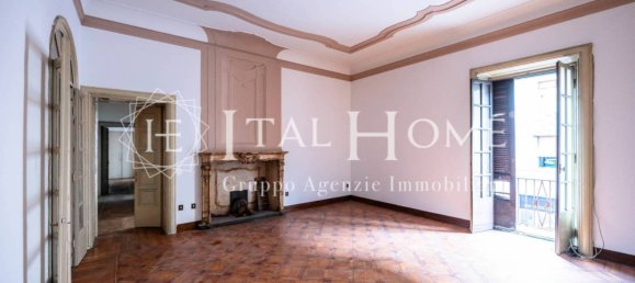 Квартира с 3 спальнями в Бергамо, Италия № 100395 2