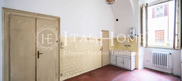 Квартира с 3 спальнями в Бергамо, Италия № 100395 8