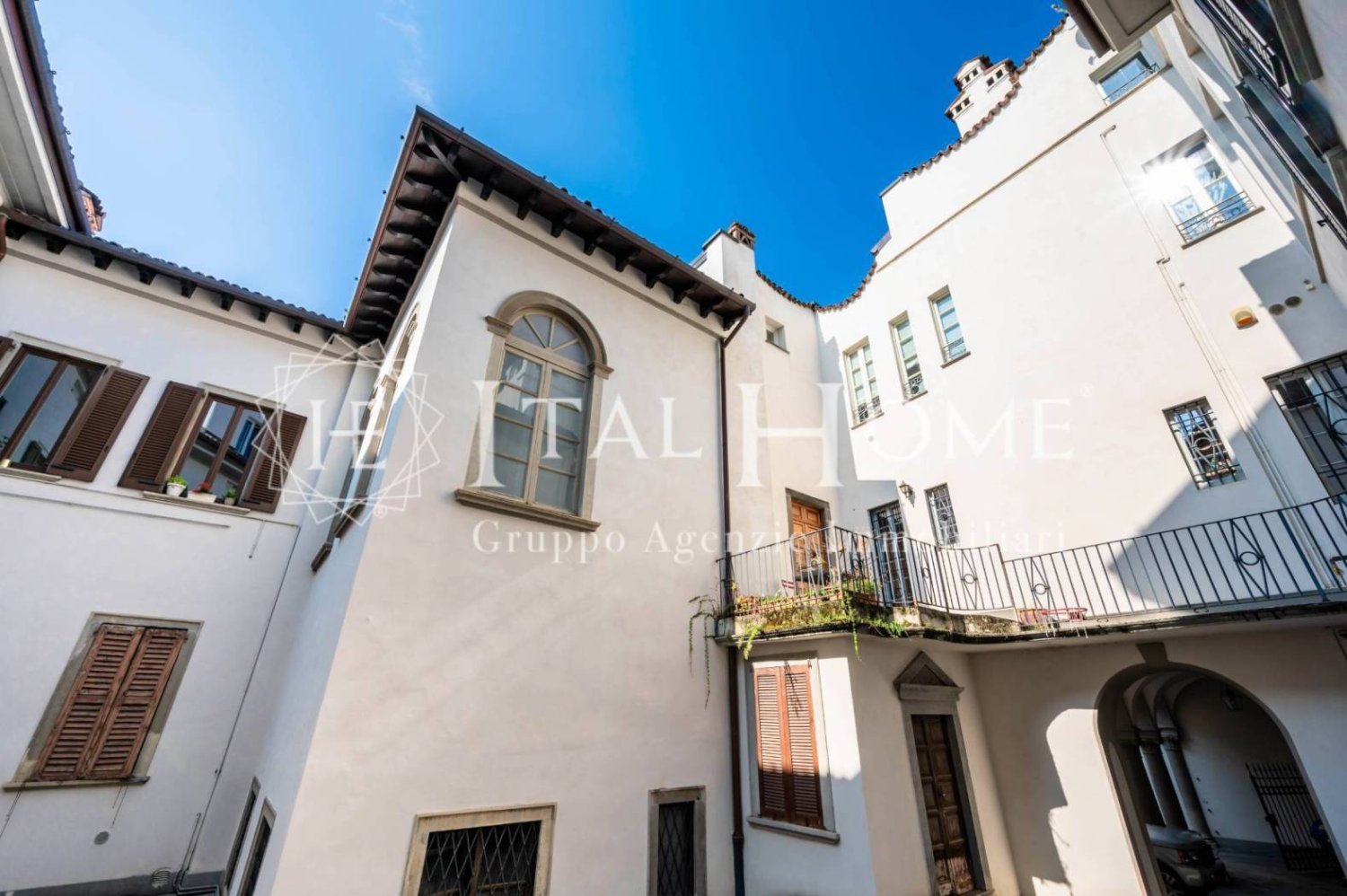 Apartamento T3 em Bergamo, Italy N.º 100395