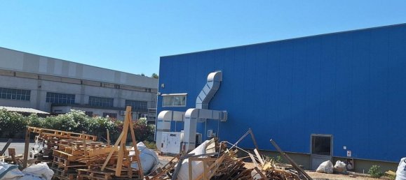 Склад 6700м² в Бельпассо, Италия № 370756 4