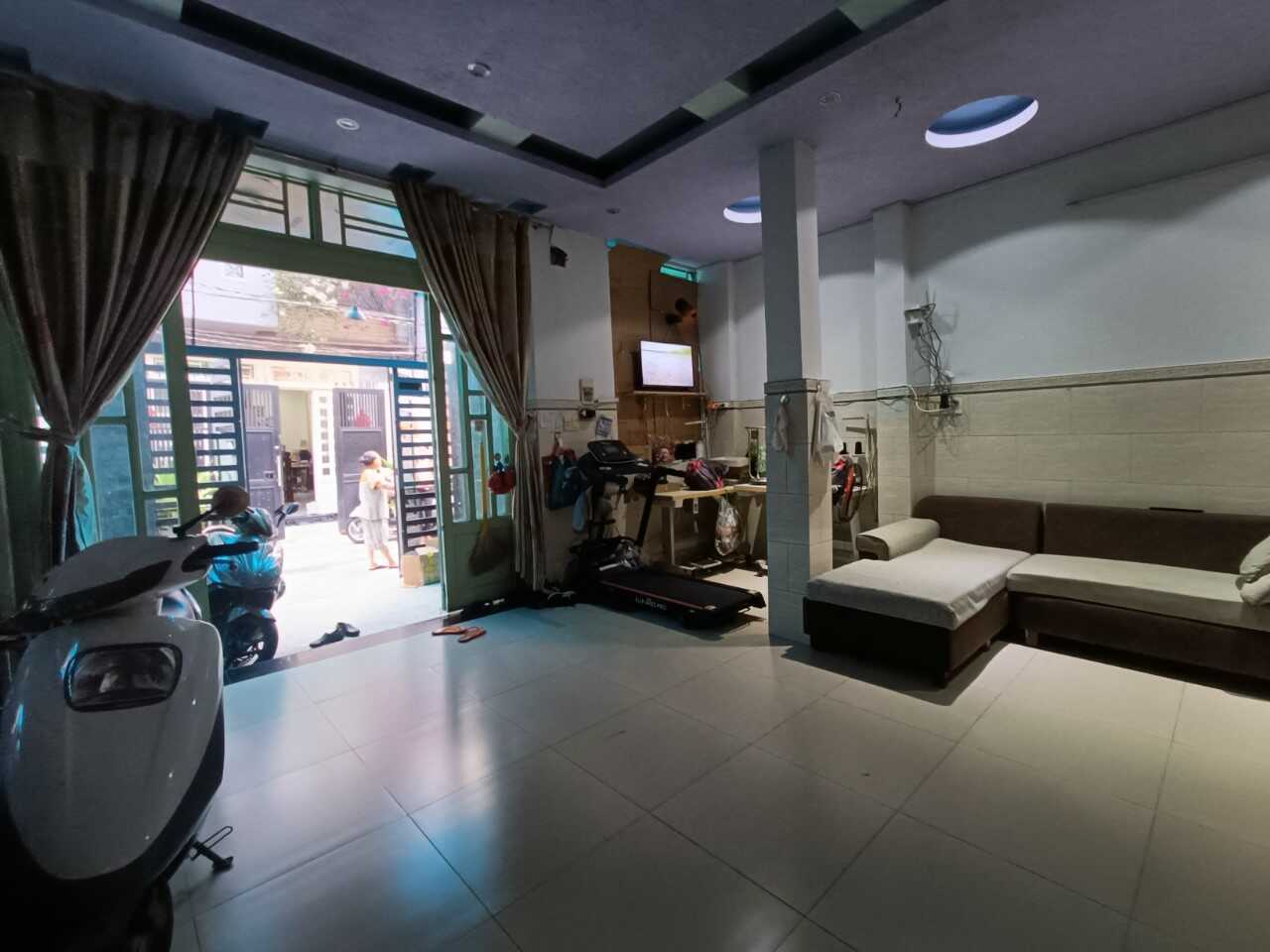 Adosado en District 7, Vietnam 84 m² No. 15806