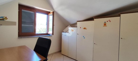 4 غرف نوم شقة في Santa Maria a Vico, Italy رقم 316601 16