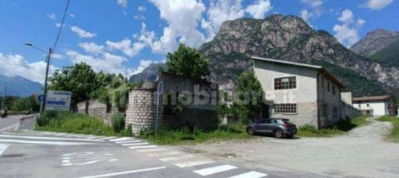 5-Zimmer Gebäude in Novate Mezzola, Italy, Nr. 277045 2