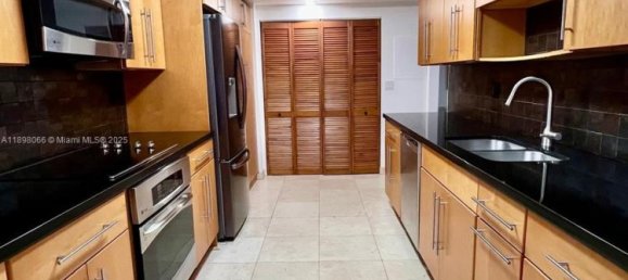 Propriedade comercial T3 em Miami, EUA N.º 614163 22